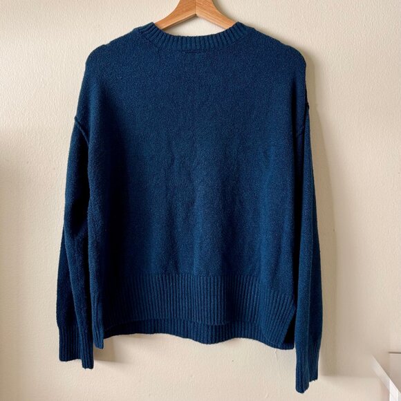 a.n.a. A New Approach Women's Blue Crew Neck Long Sleeved Sweater Size M - Picture 7 of 9